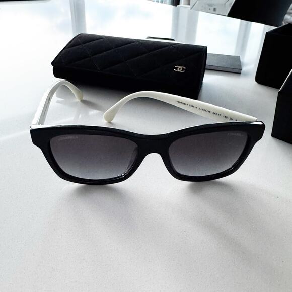 Chanel Black Frame with White Arms/Gray Lens Sunglasses - Picture 7 of 16